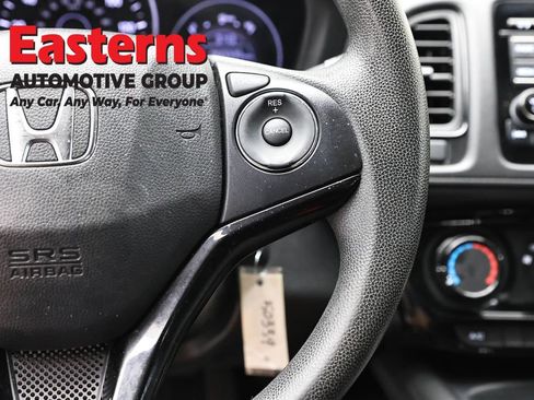 Used 2020 Honda HR-V LX image 15