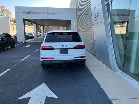 New 2026 Audi Q7 3.0T Premium Plus image 8