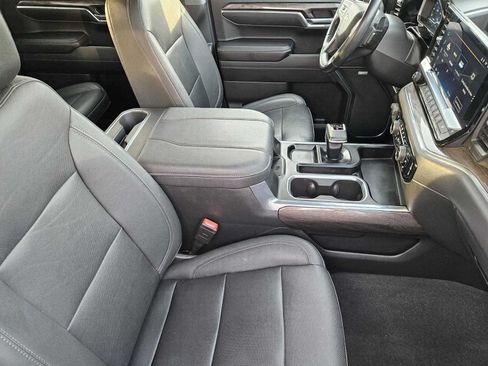Used 2023 Chevrolet Silverado 1500 LTZ AWD/4WD image 14