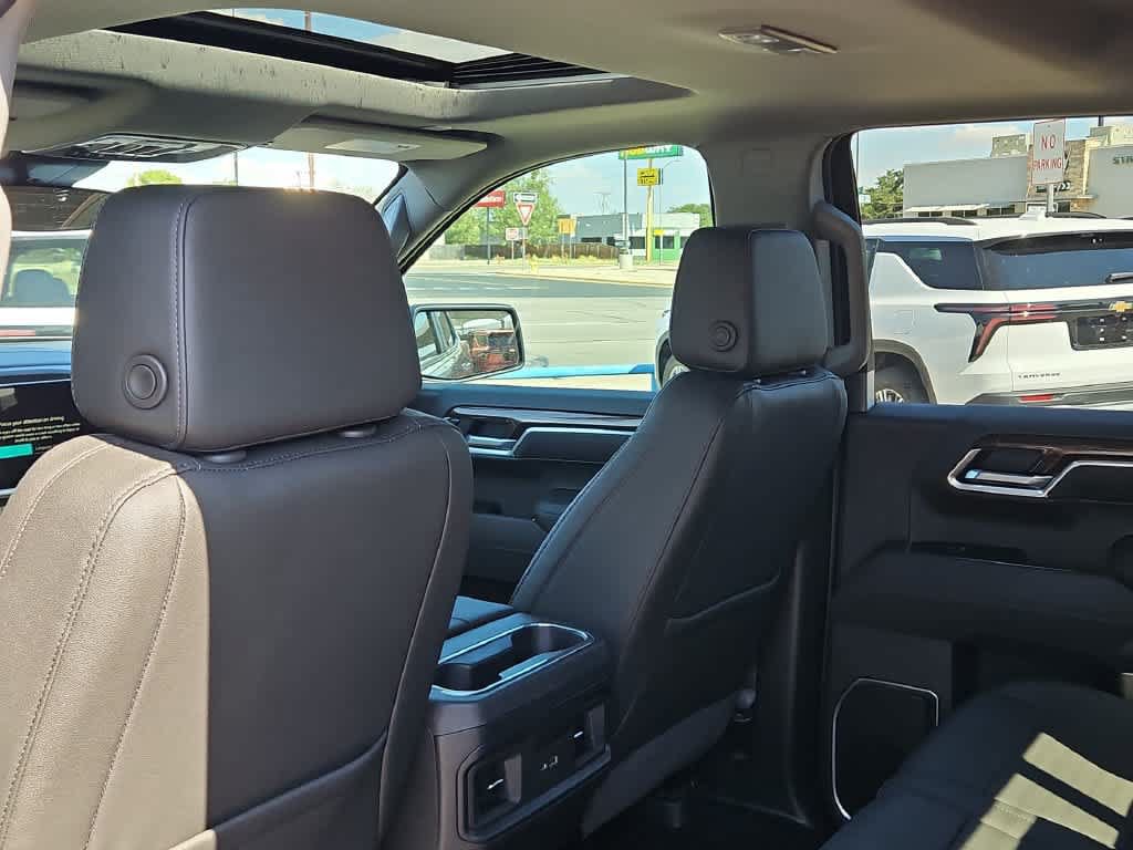 New 2026 Chevrolet Silverado 1500 RST w/ Z71 Off-Road Package AWD/4WD image 16