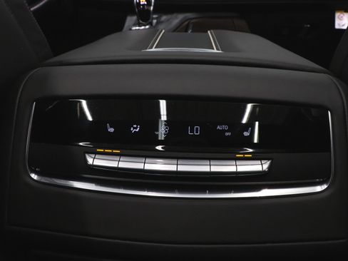 Used 2024 Cadillac Escalade Premium Luxury Platinum image 53