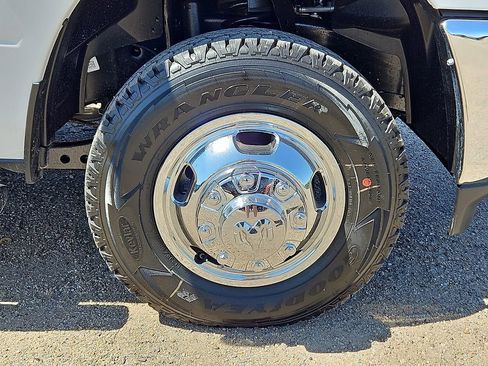 New 2026 RAM 3500 Tradesman AWD/4WD image 5