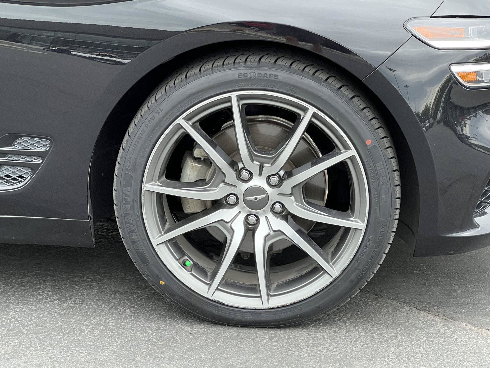 Used 2023 Genesis G70 2.0T AWD/4WD image 22
