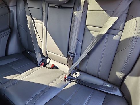 Used 2026 Land Rover Range Rover Evoque S image 25