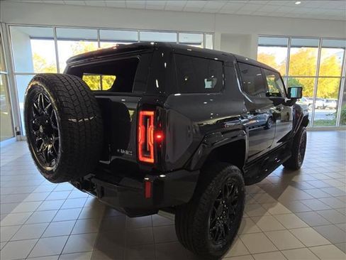 New 2026 GMC Hummer EV SUV image 3