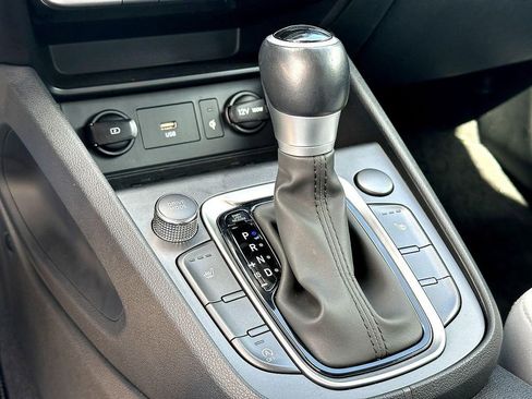 Used 2023 Hyundai Kona SEL w/ Convenience Package image 19