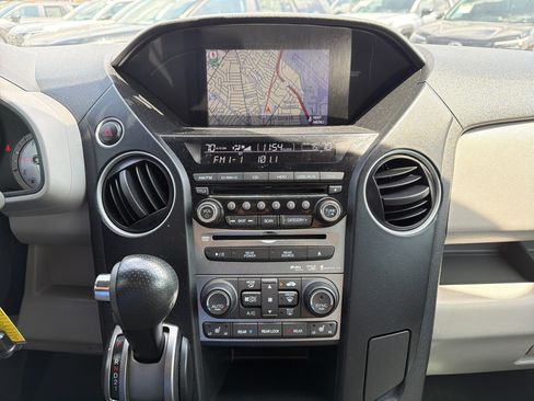 Used 2014 Honda Pilot Touring image 18