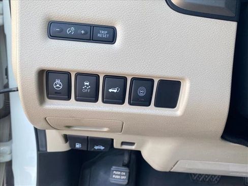 Used 2020 Nissan Murano Platinum FWD image 24