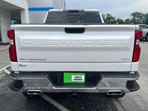 Used 2022 Chevrolet Silverado 1500 LTZ AWD/4WD image 7