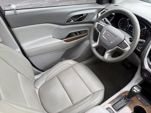 Used 2017 GMC Acadia SLE AWD/4WD image 20