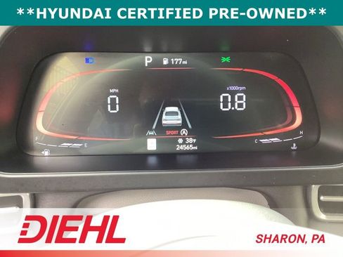 Used 2024 Hyundai Elantra SE image 31
