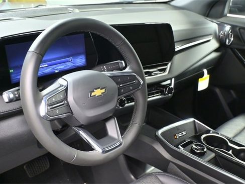 New 2026 Chevrolet Equinox LT w/ Convenience Package II image 15