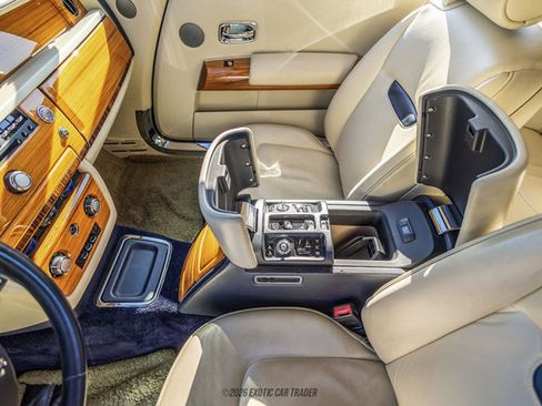 Used 2010 Rolls-Royce Phantom Drophead Coupe RWD image 94