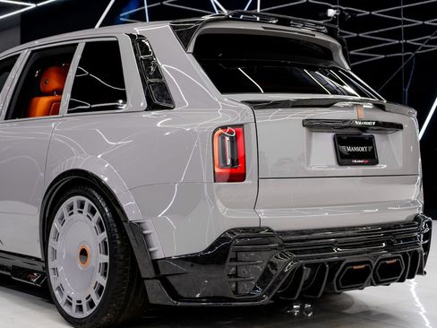 Used 2026 Rolls-Royce Cullinan image 30