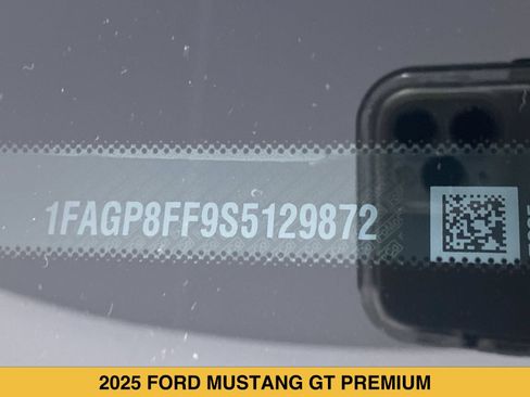 Used 2025 Ford Mustang GT Premium w/ GT Performance Package RWD image 16