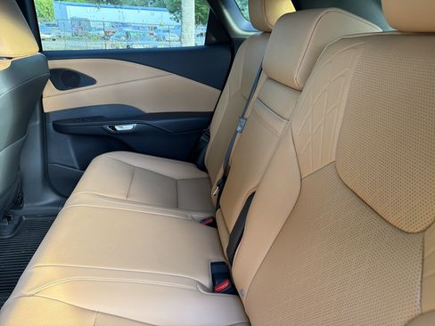 Used 2026 Lexus RX 350 Premium Plus w/ Convenience Package FWD image 30