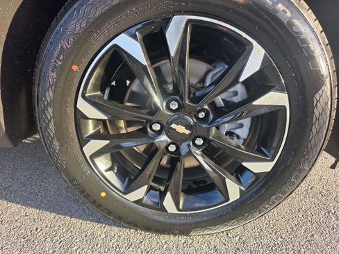 Used 2023 Chevrolet TrailBlazer LT w/ Convenience Package image 21