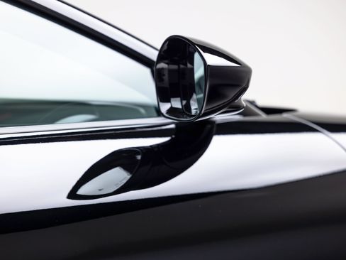 Used 2026 Ferrari Roma Spider RWD image 18