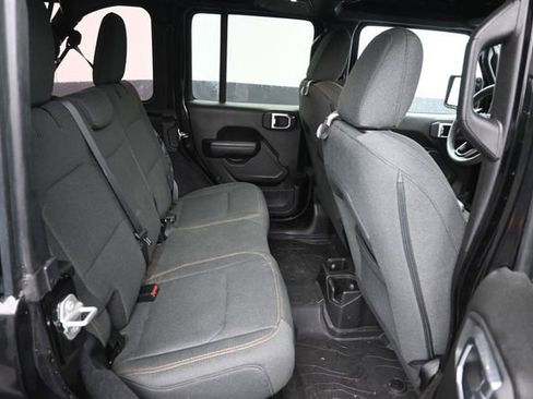 Used 2024 Jeep Wrangler Unlimited Sport AWD/4WD image 6