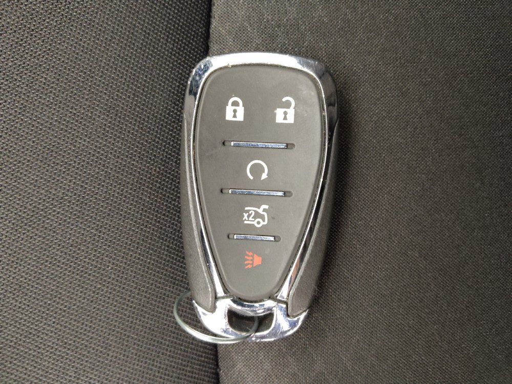 Used 2025 Chevrolet Malibu LS FWD image 32