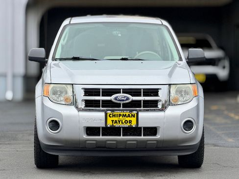 Used 2010 Ford Escape XLS image 12