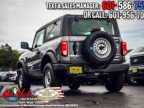 New 2025 Ford Bronco Base image 30