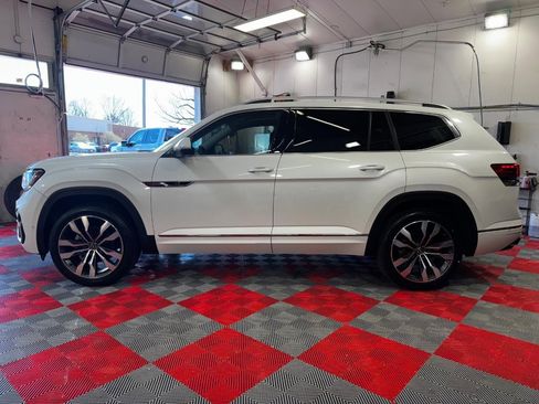 Used 2023 Volkswagen Atlas SEL Premium image 4