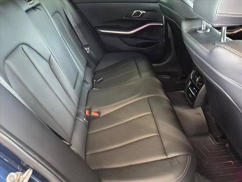 Used 2024 BMW 330i Sedan w/ Convenience Package RWD image 17