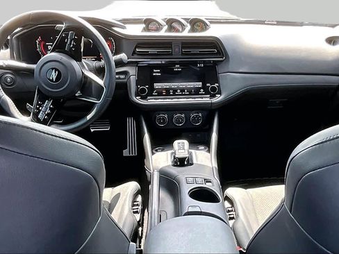 Used 2024 Nissan Z Performance w/ Floor Mat Package RWD image 16