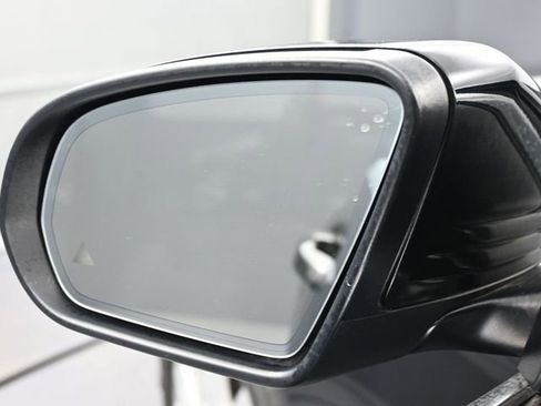 Used 2019 Mercedes-Benz C 300 4MATIC Sedan image 10