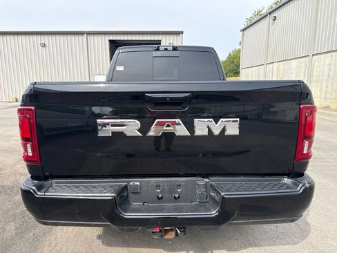 Used 2025 RAM 2500 Limited AWD/4WD image 4