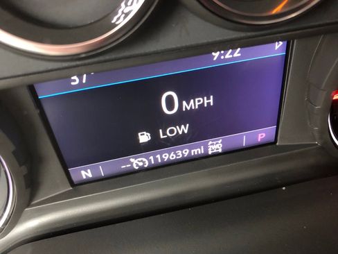 Used 2021 Chevrolet Tahoe 4WD w/ Remote Keyless Entry Package image 37