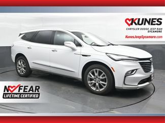 Used 2023 Buick Enclave Essence w/ Experience Buick Package AWD/4WD video 1
