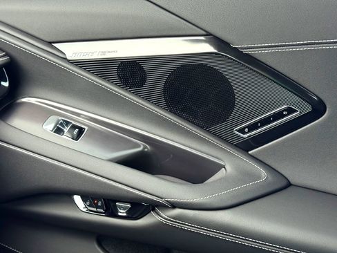 Used 2025 Chevrolet Corvette Z06 image 39