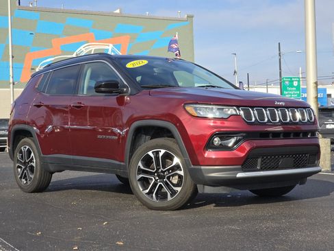 Used 2022 Jeep Compass Limited image 2