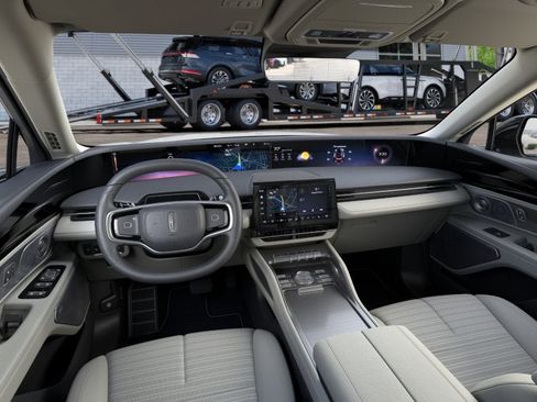 New 2026 Lincoln Nautilus Reserve AWD/4WD image 9