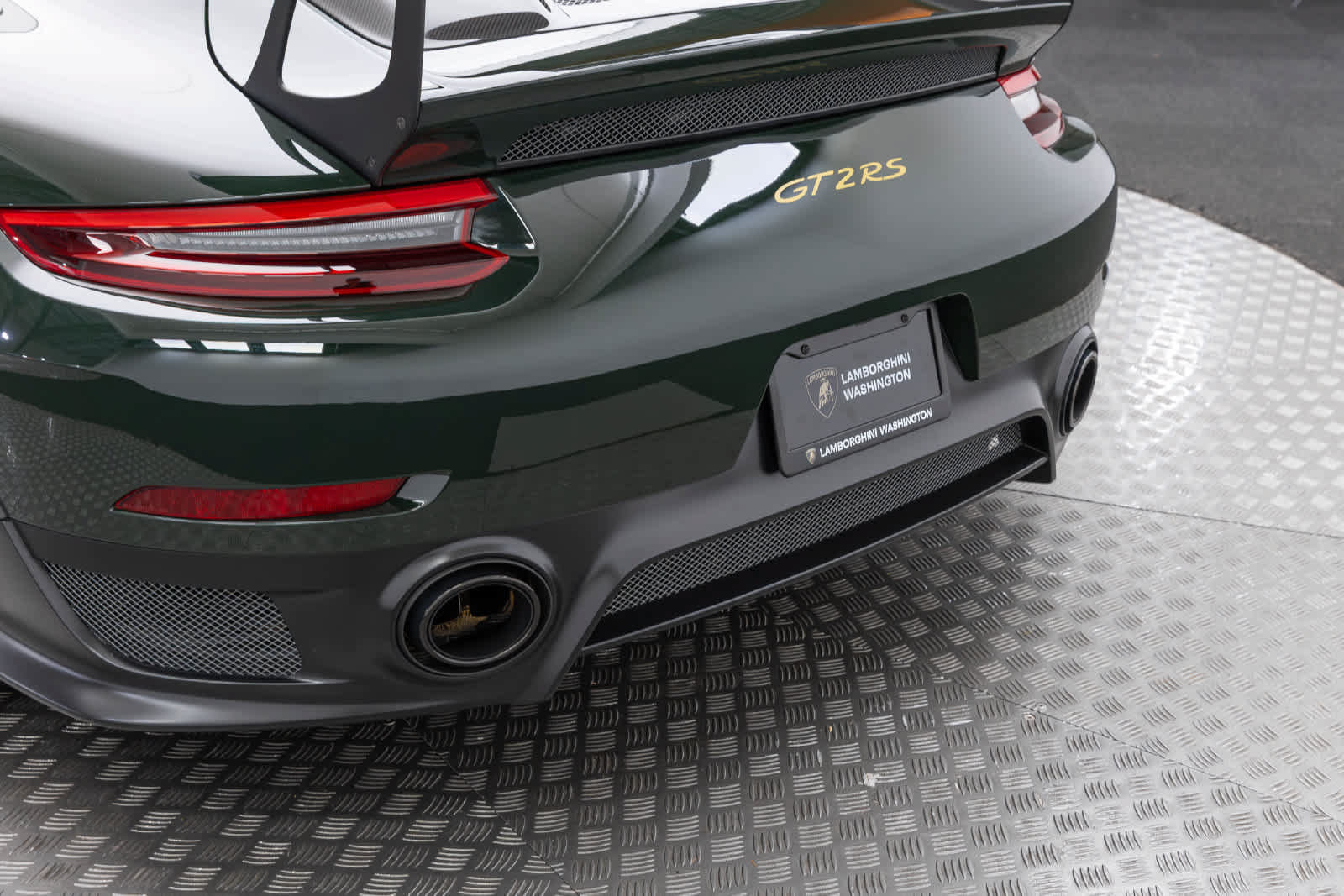 Used 2018 Porsche 911 GT2 RS RWD image 47
