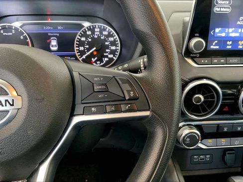 Used 2023 Nissan Sentra SV FWD image 22