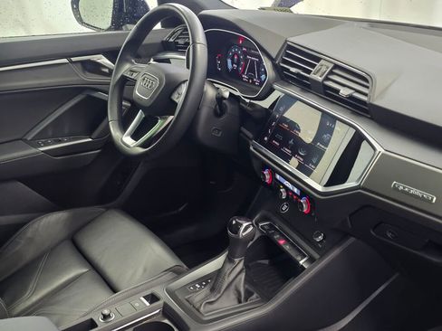 Used 2024 Audi Q3 2.0T Premium w/ Convenience Package image 27