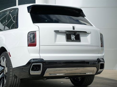 New 2026 Rolls-Royce Cullinan image 13
