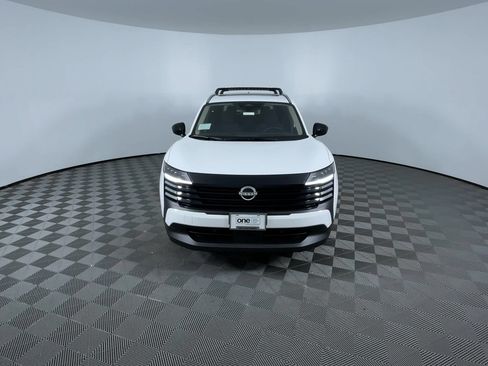 New 2026 Nissan Kicks SV w/ SV Premium Package AWD/4WD image 3