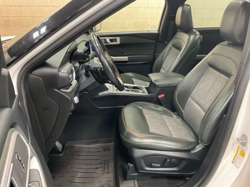 Used 2023 Ford Explorer Timberline AWD/4WD image 8
