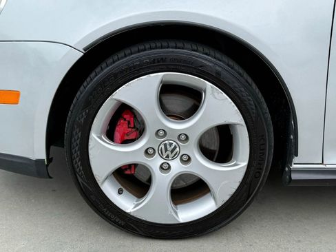 Used 2008 Volkswagen GTI 4-Door image 14