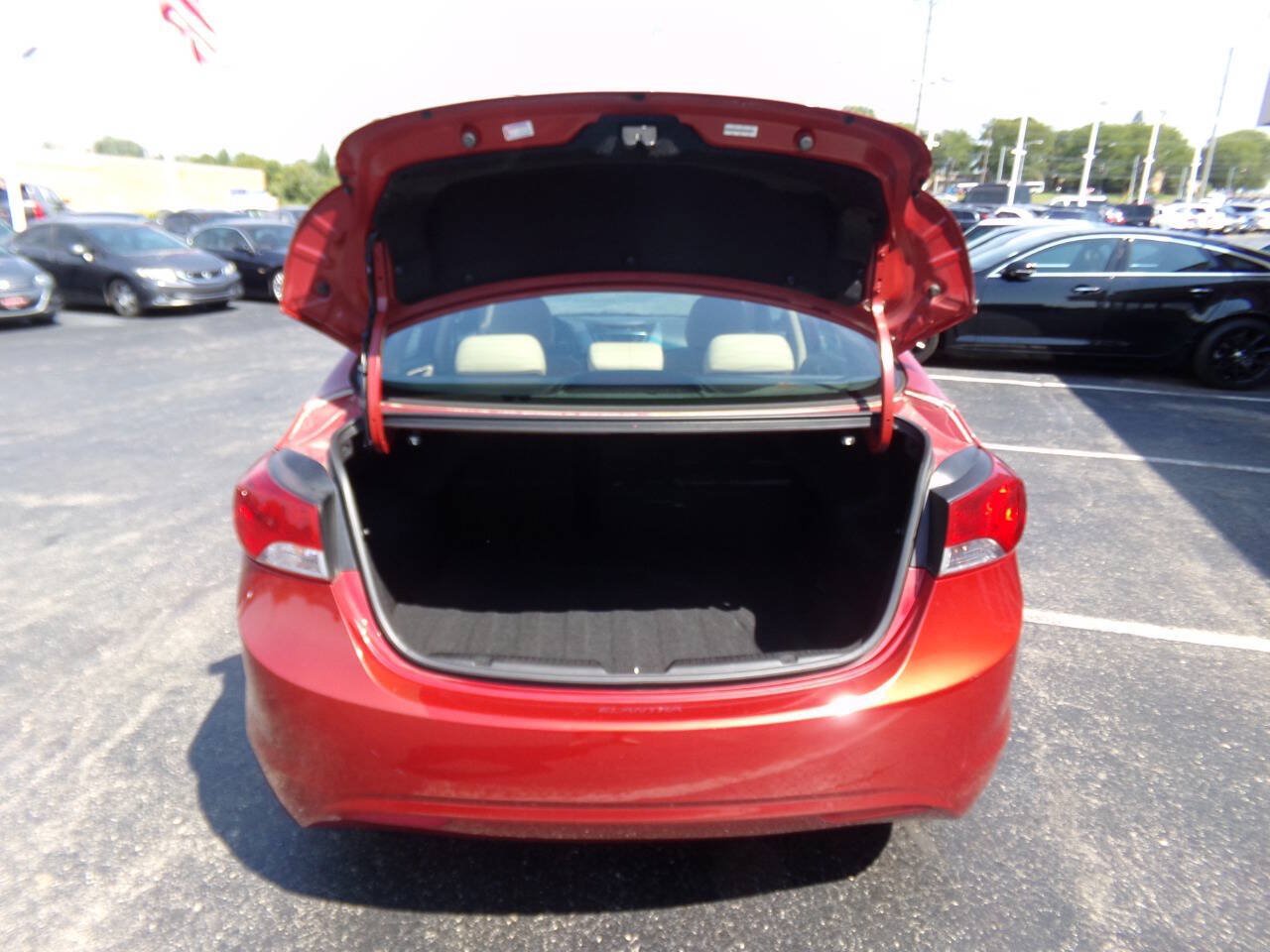 Used 2013 Hyundai Elantra Limited FWD image 20