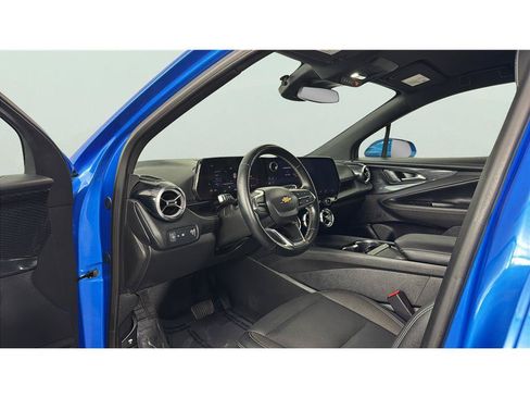 Used 2024 Chevrolet Blazer EV LT AWD/4WD image 9