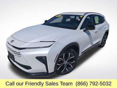 Certified 2025 Toyota Crown Signia w/ Tow-Hitch Package (TMS)