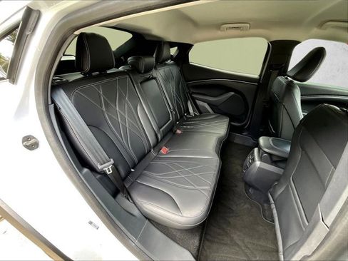 Used 2021 Ford Mustang Mach-E Select image 27