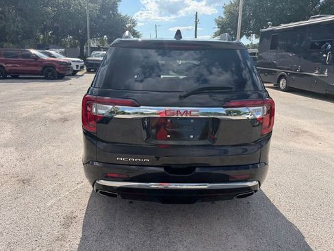 Used 2022 GMC Acadia Denali w/ Denali Ultimate Package FWD image 5