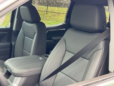 New 2026 GMC Sierra 1500 SLT w/ SLT Premium Plus Package image 16