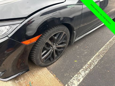 Used 2021 Honda Civic Sport Touring image 2